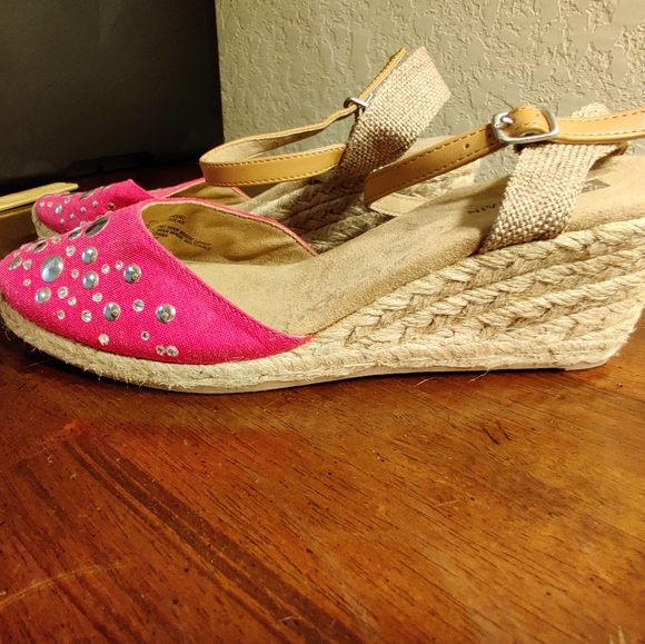 Pink, White Mountain, size 8 - Picture 4 of 9